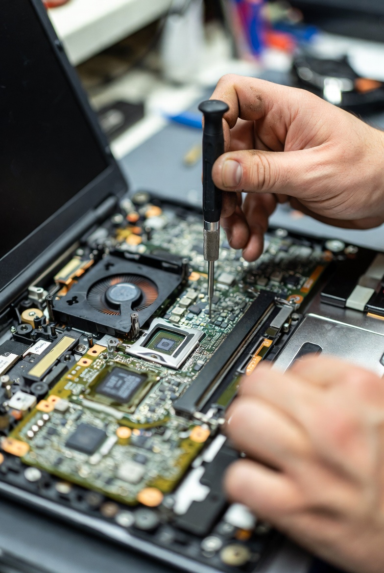 Perbaikan Laptop